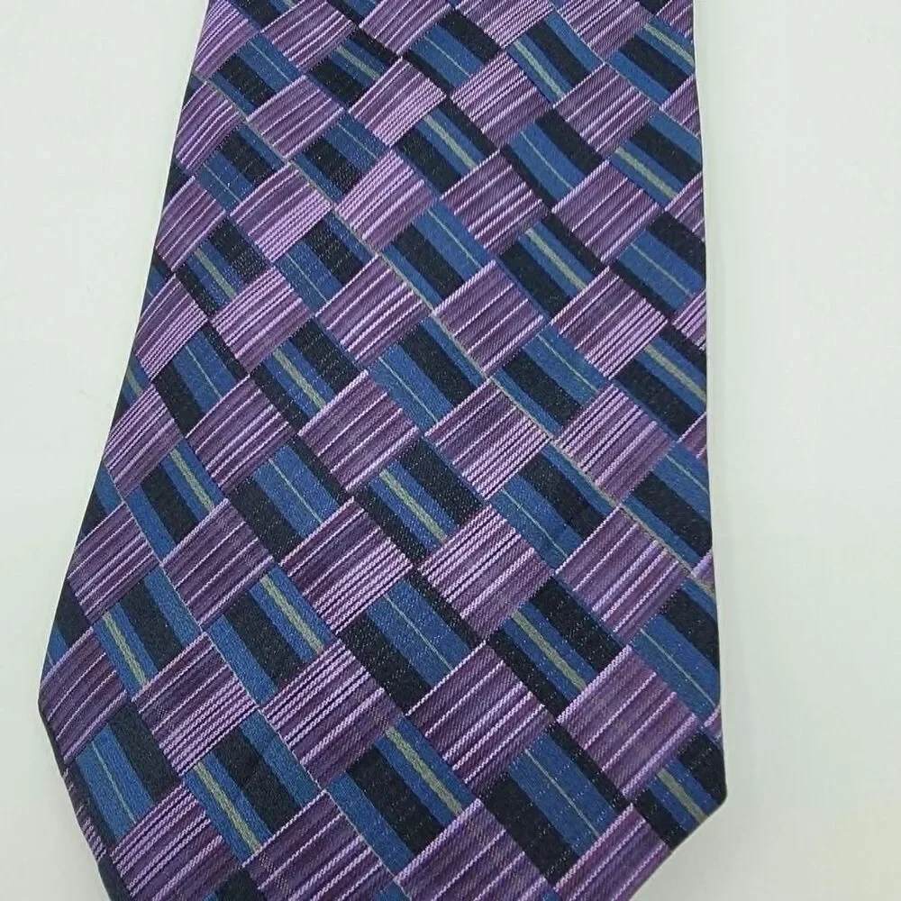Matrix Purple, Blue Geometric Silk Necktie Men's Geometric size 59 x 4